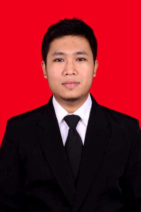 Nurul Muttaqin, S.S.