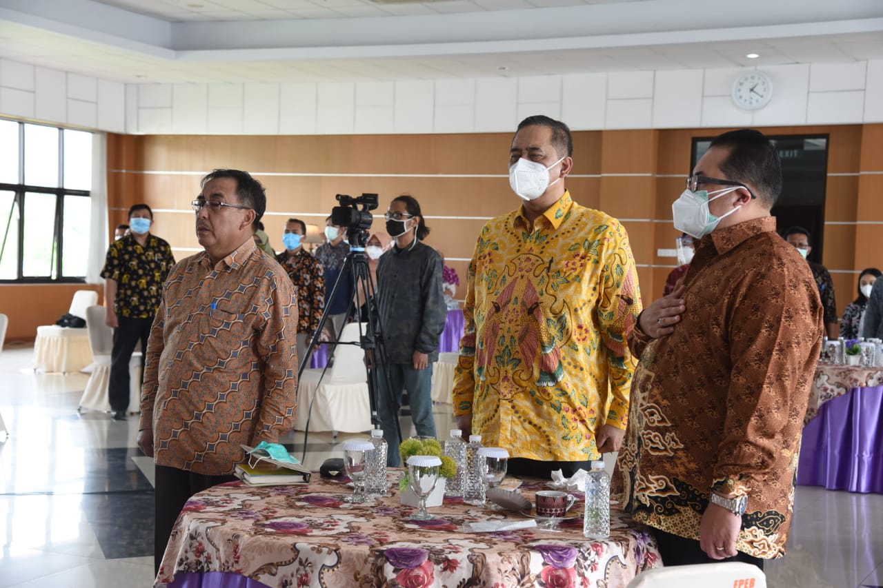 FGD REVISI UNDANG-UNDANG NOMOR 20 TAHUN 2003 TENTANG SISTEM PENDIDIKAN NASIONAL DAN PENATAAN UNDANG-UNDANG DI BIDANG PENDIDIKAN MELALUI PENDEKATAN OMNIBUSLAW