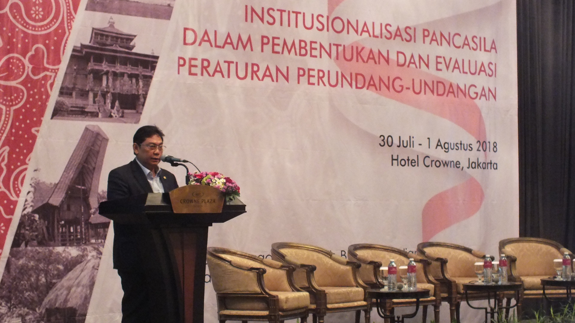 Simposium Nasional: Institusionalisasi Pancasila dalam Pembentukan dan Evaluasi Peraturan Perundang-Undangan